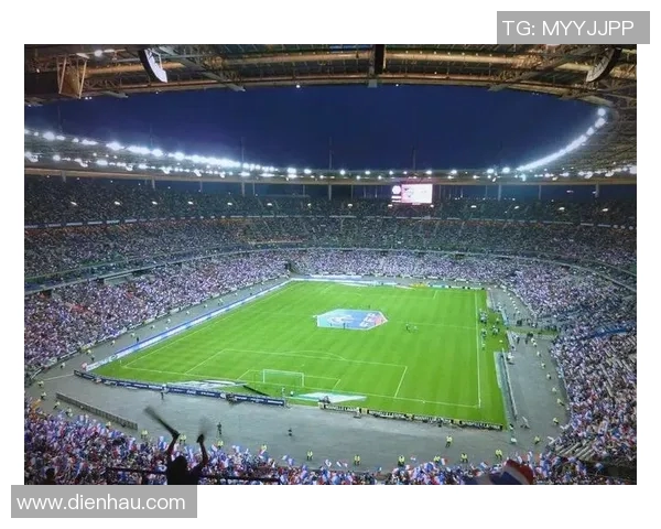 迪拜世界杯足球明星闪耀赛场展现激情与荣耀的精彩瞬间