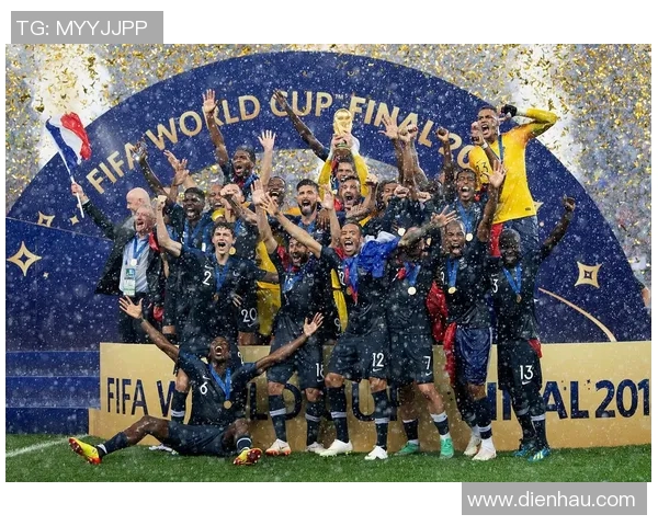 2018年世界杯足球赛事回顾与精彩瞬间分析及影响探讨